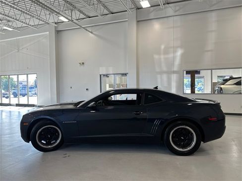 Used 2013 Chevrolet Camaro LS image 9