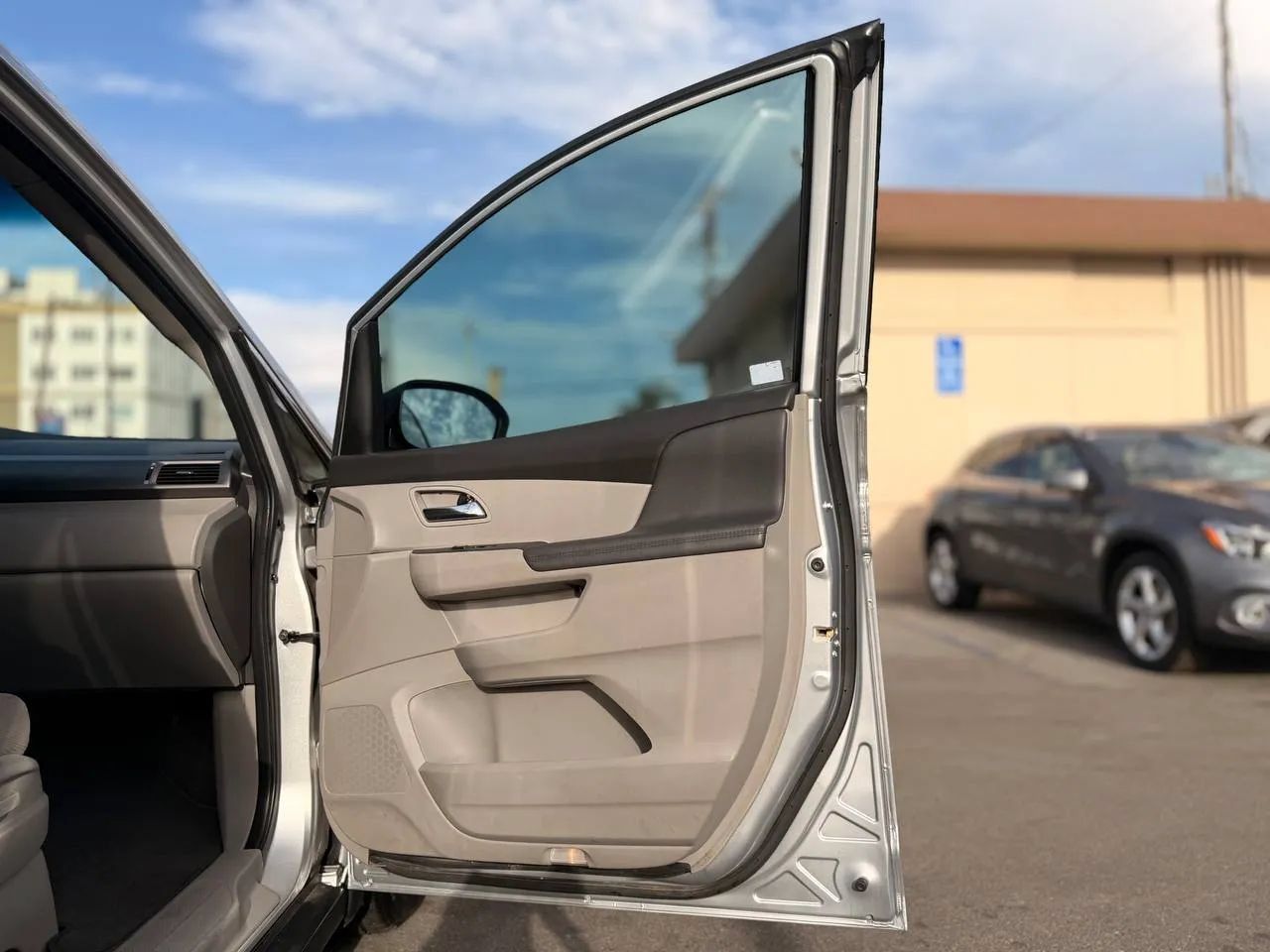 Used 2015 Honda Odyssey EX image 41