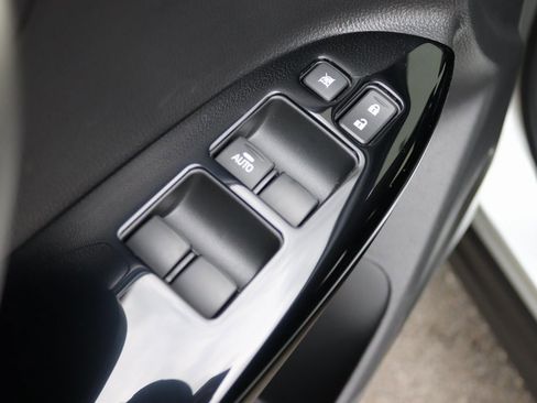 New 2026 Mitsubishi Eclipse Cross LE image 11