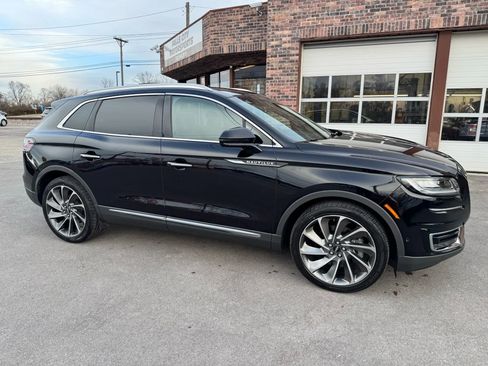 Used 2019 Lincoln Nautilus Reserve image 19