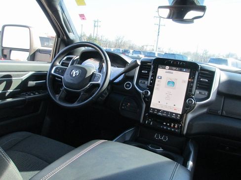 Used 2024 RAM 3500 Big Horn w/ Sport Appearance Package image 23