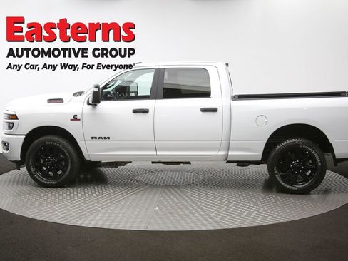 Used 2025 RAM 2500 Big Horn RWD image 59