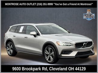 Used 2025 Volvo V60 B5 Cross Country Plus video 1
