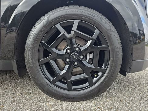 Used 2026 Kia Carnival SX Prestige image 32