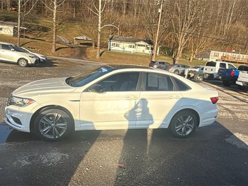 Used 2019 Volkswagen Jetta R-Line image 5