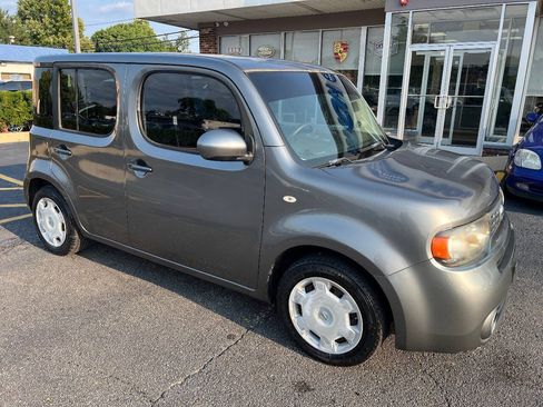 Used 2012 Nissan Cube 1.8 S w/ Interior Designer Pkg FWD image 4