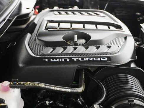 Used 2024 Jeep Grand Wagoneer Series III image 8