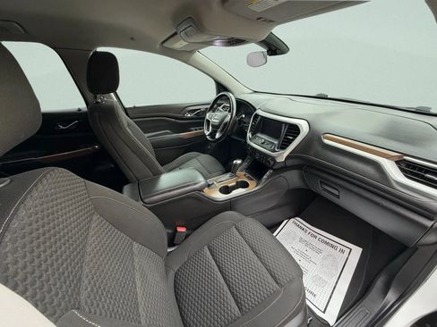 Used 2019 GMC Acadia SLE image 19