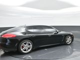 Used 2015 Porsche Panamera 4 image 3