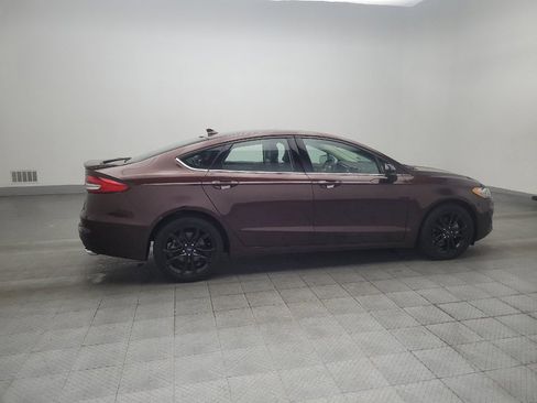 Used 2019 Ford Fusion SE w/ Equipment Group 151A FWD image 10