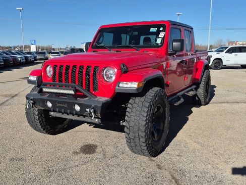 Used 2021 Jeep Gladiator Sport image 6