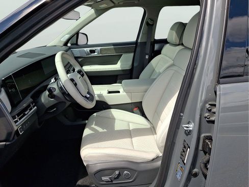 Used 2026 Hyundai Santa Fe Limited AWD/4WD image 11