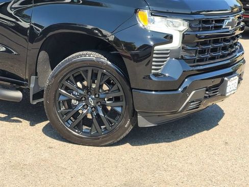Used 2025 Chevrolet Silverado 1500 RST w/ Convenience Package II AWD/4WD image 6
