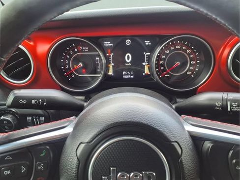 Used 2020 Jeep Gladiator Rubicon AWD/4WD image 26