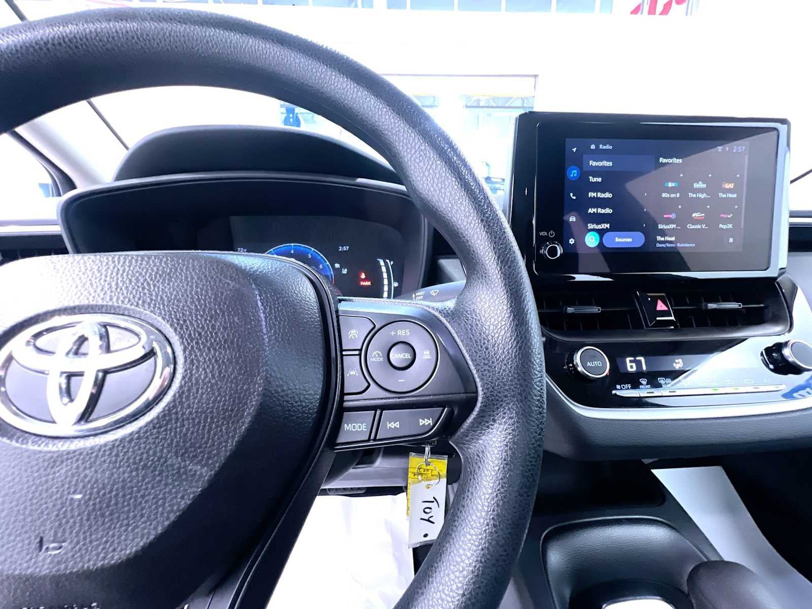 Used 2026 Toyota Corolla LE FWD image 21