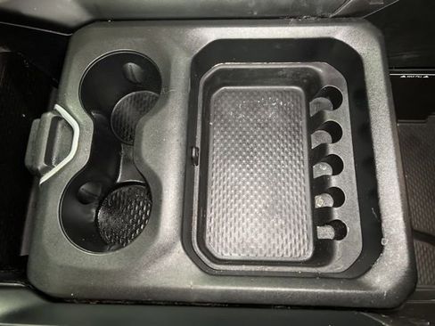 Used 2020 RAM 2500 Laramie w/ Night Edition image 36