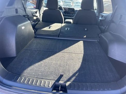 Used 2025 Chevrolet Equinox LT image 7