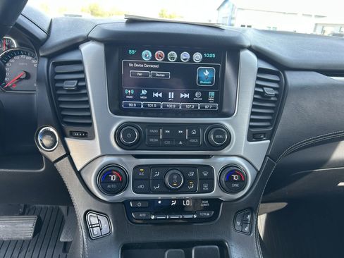 Used 2019 GMC Yukon XL SLT w/ Premium Edition image 9