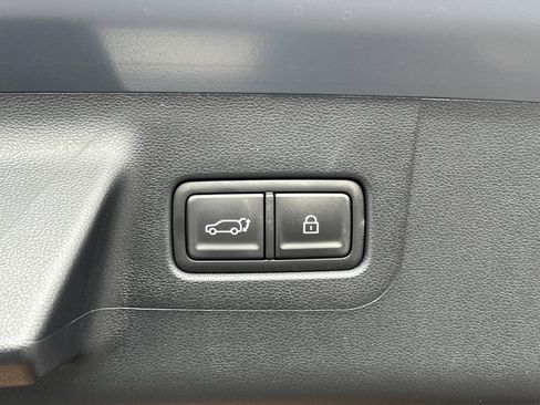 Used 2026 Hyundai Santa Fe SEL FWD image 22