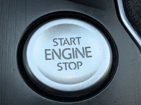 Used 2019 Volkswagen Atlas SE image 33