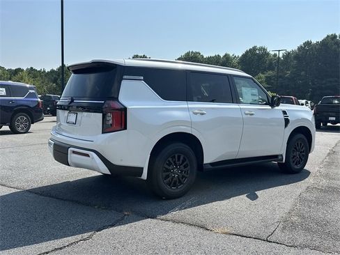 New 2025 Nissan Armada SV image 8