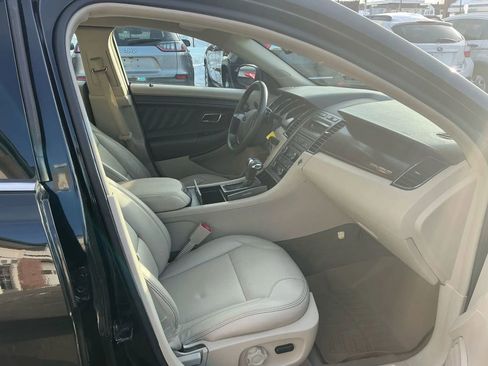Used 2010 Ford Taurus SEL image 17