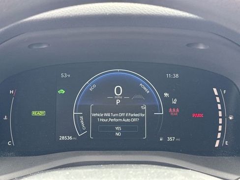 Used 2025 Toyota Camry LE image 14