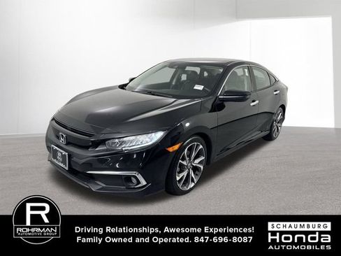 Used 2019 Honda Civic Touring image 2