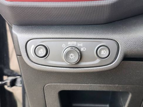 Used 2023 Chevrolet TrailBlazer RS w/ Convenience Package FWD image 21