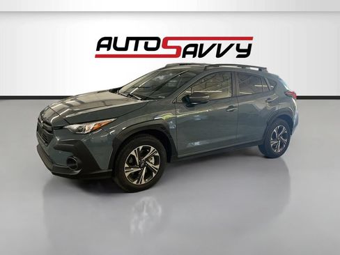 Used 2025 Subaru Crosstrek 2.5i Premium AWD/4WD image 3