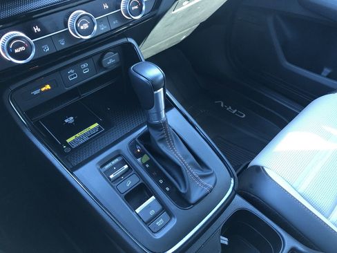 Used 2024 Honda CR-V Sport Touring image 19