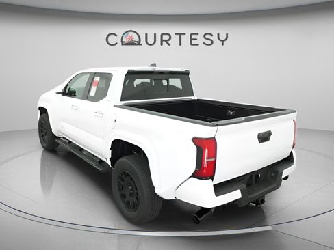 Certified 2024 Toyota Tacoma SR5 w/ SR5 Upgrade Package image 10