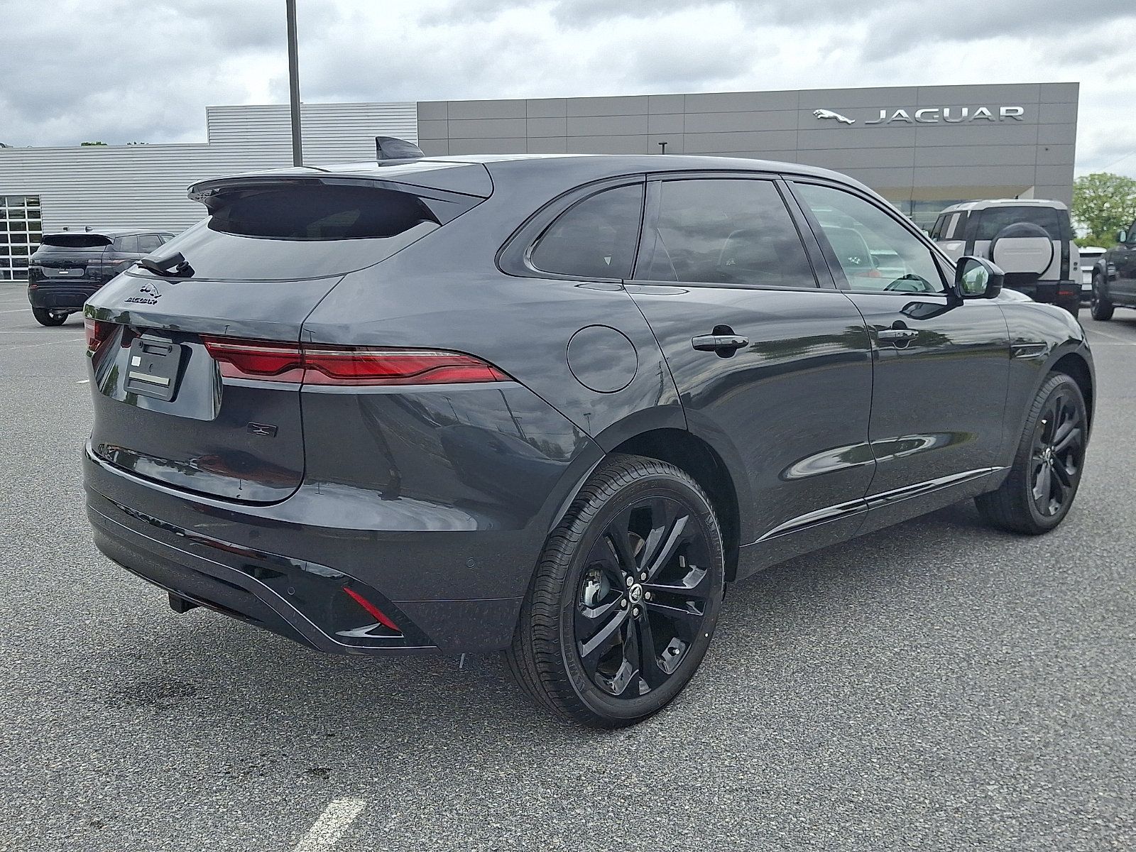 New 2026 Jaguar F-PACE R-Dynamic S AWD/4WD image 6