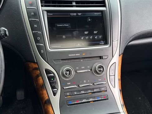Used 2016 Lincoln MKX Reserve w/ Climate Package AWD/4WD image 26