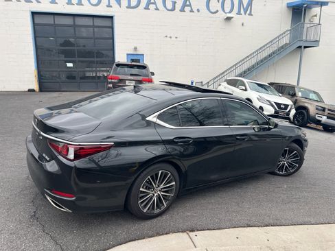 Used 2025 Lexus ES 350 image 11