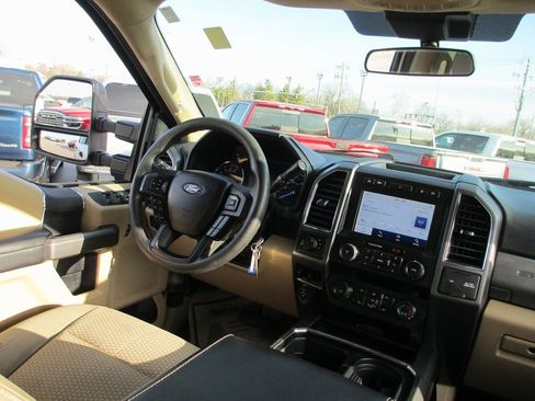 Used 2021 Ford F250 XLT image 19