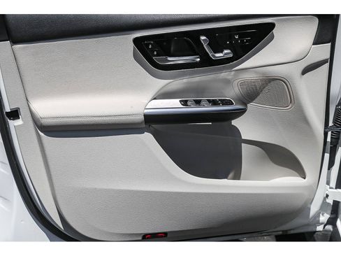 Certified 2026 Mercedes-Benz GLC 300 image 18