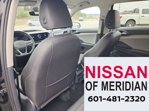 Used 2024 Volkswagen Taos SE image 24