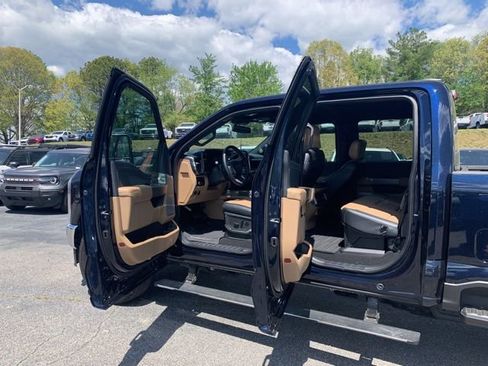 Certified 2024 Ford F250 Lariat w/ Chrome Package AWD/4WD image 18