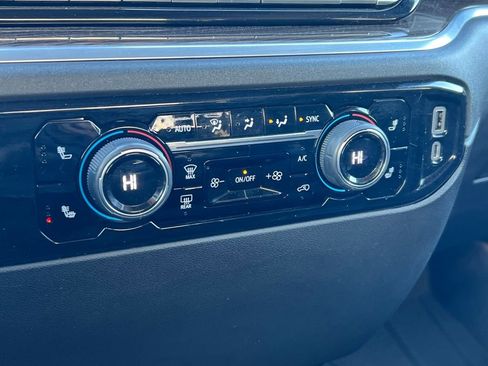 Used 2022 Chevrolet Silverado 1500 RST w/ Protection Package image 31