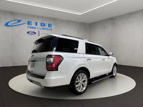 Used 2018 Ford Expedition Limited w/ Equipment Group 302A AWD/4WD image 10