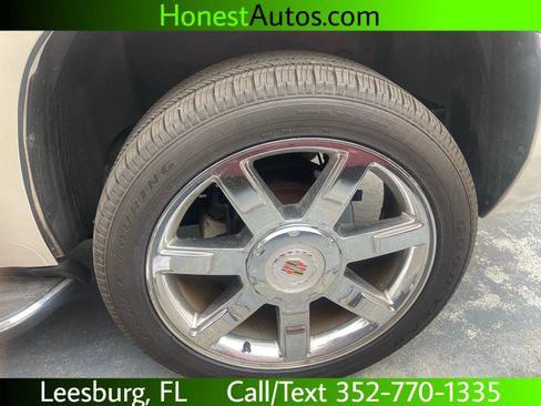 Used 2013 Cadillac Escalade Luxury image 13