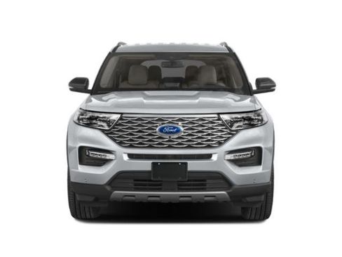 Used 2024 Ford Explorer Platinum w/ Technology Package image 4