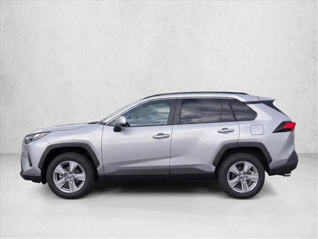 Used 2023 Toyota RAV4 XLE w/ Convenience Package FWD image 4