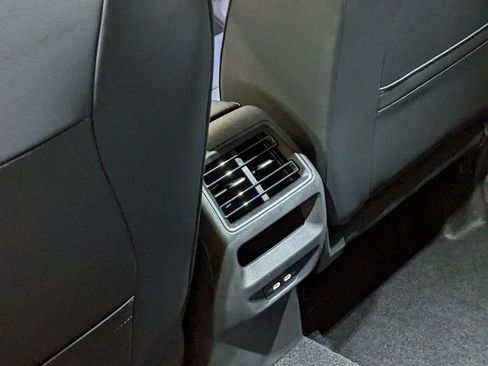 New 2026 Volkswagen Tiguan SE R-Line AWD/4WD image 24