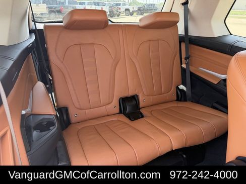 Used 2022 BMW X7 xDrive40i w/ Premium Package AWD/4WD image 38