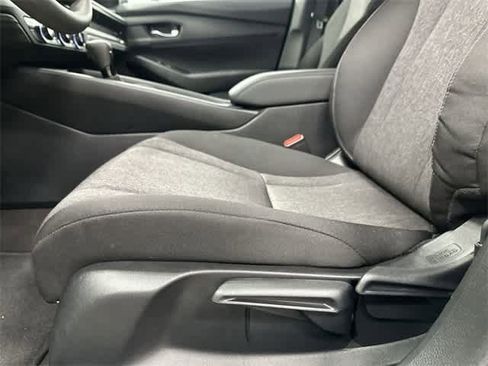 Used 2025 Honda Accord LX image 25