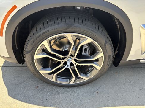 New 2026 BMW X5 sDrive40i RWD image 13