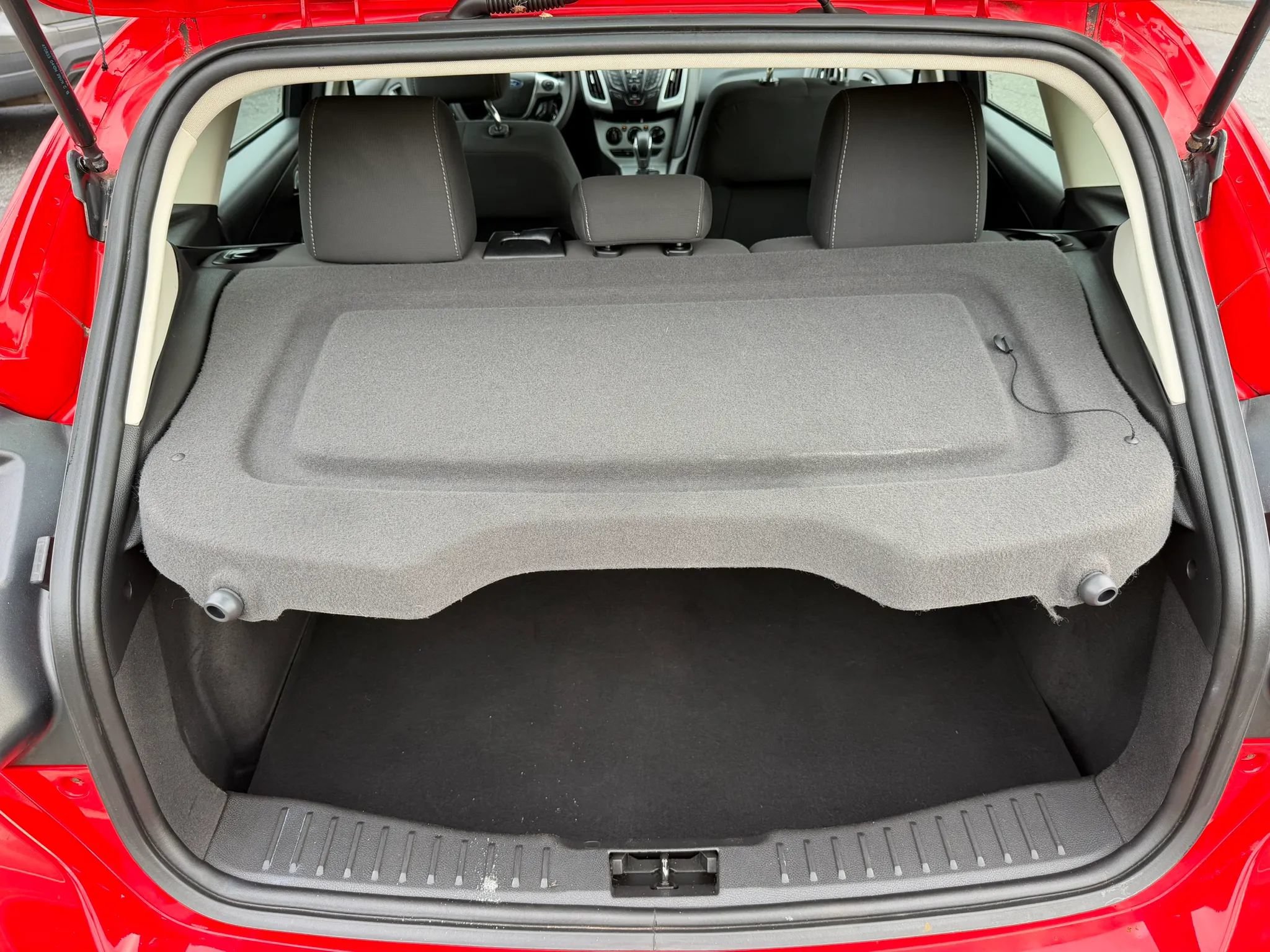 Used 2012 Ford Focus SE FWD image 27