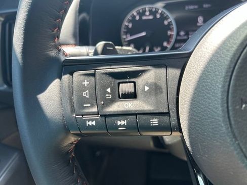 Used 2024 Nissan Pathfinder Rock Creek AWD/4WD image 30